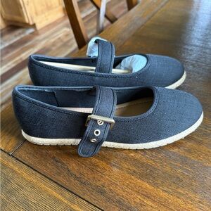 New NWT LC Lauren Conrad black espadrille Mary Jane flats Size 6 1/2